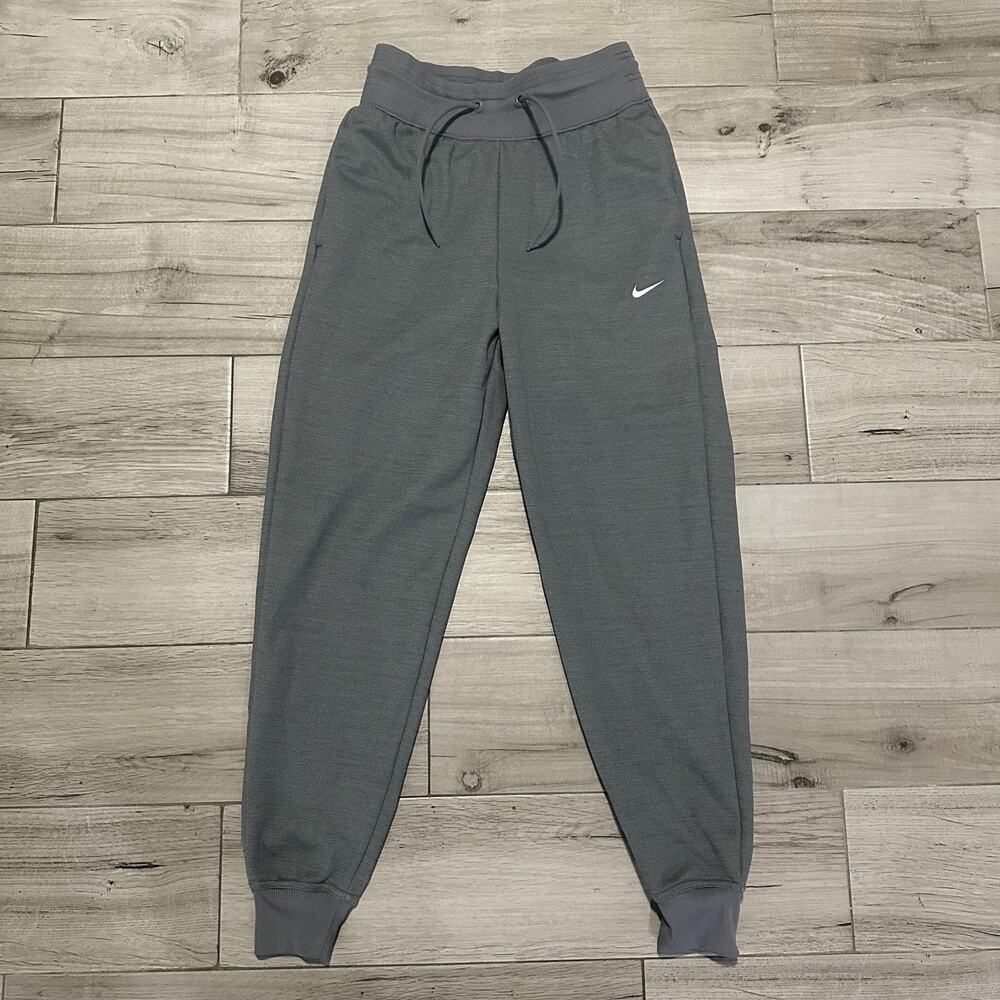 Nike Therma-FIT One Sweatpants Pants Womens XS Carbon Heather Grey Joggers